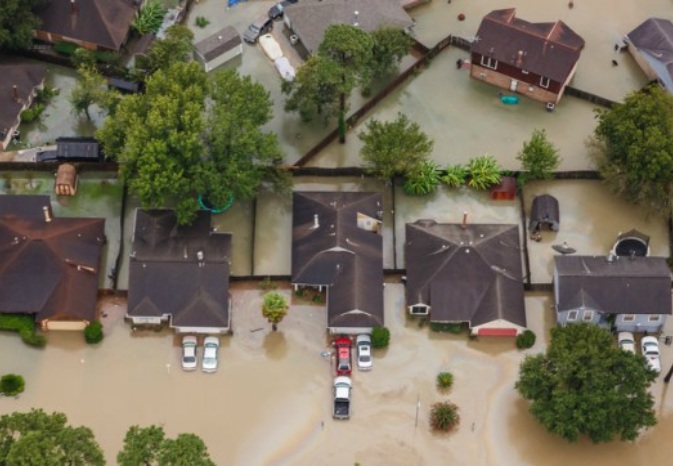 Houston Residents Find Hope in the Aftermath of Hurricane Harvey